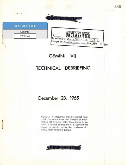 Document titled "GEMINI VII TECHNICAL DEBRIEFING".
